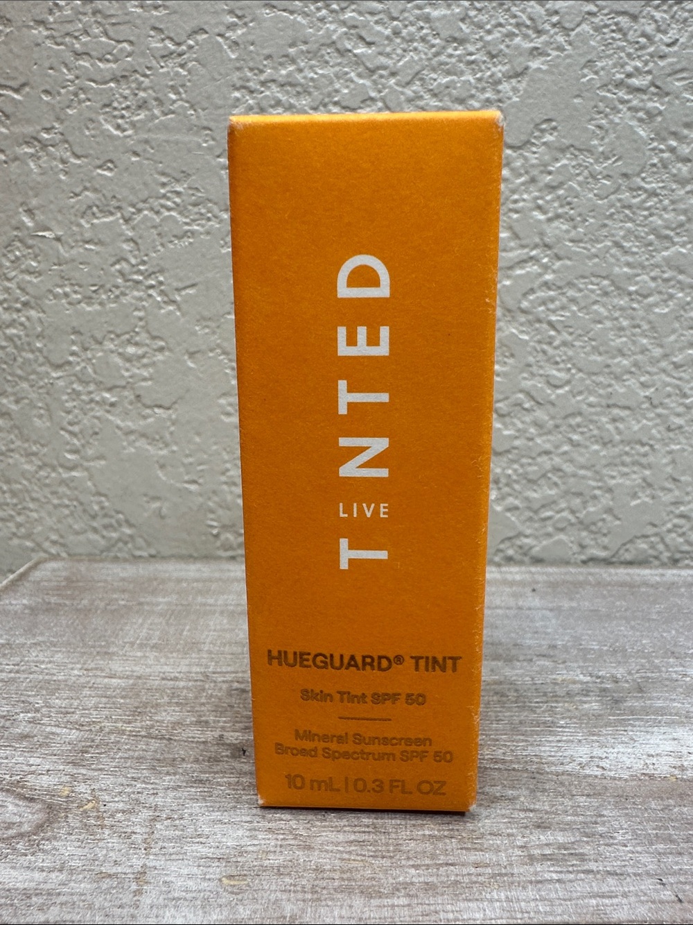$6 🌙 Live Tinted Hueguard Tint SPF 50 Shade 10